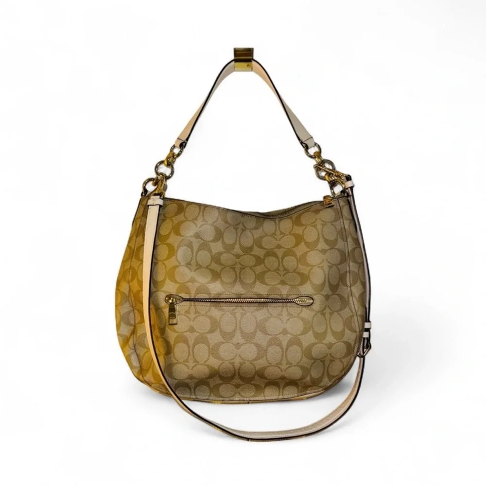 chic coach